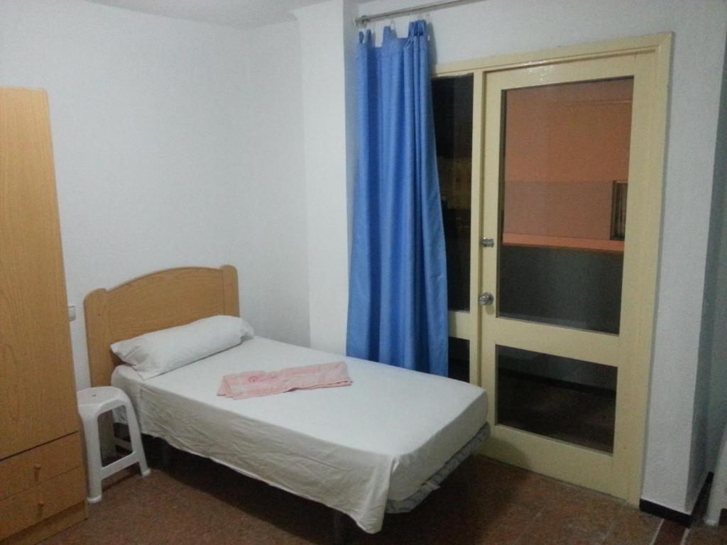 Hostal Casa De Huespedes San Fernando - Adults Only Плайя-дель-Инглес Номер фото